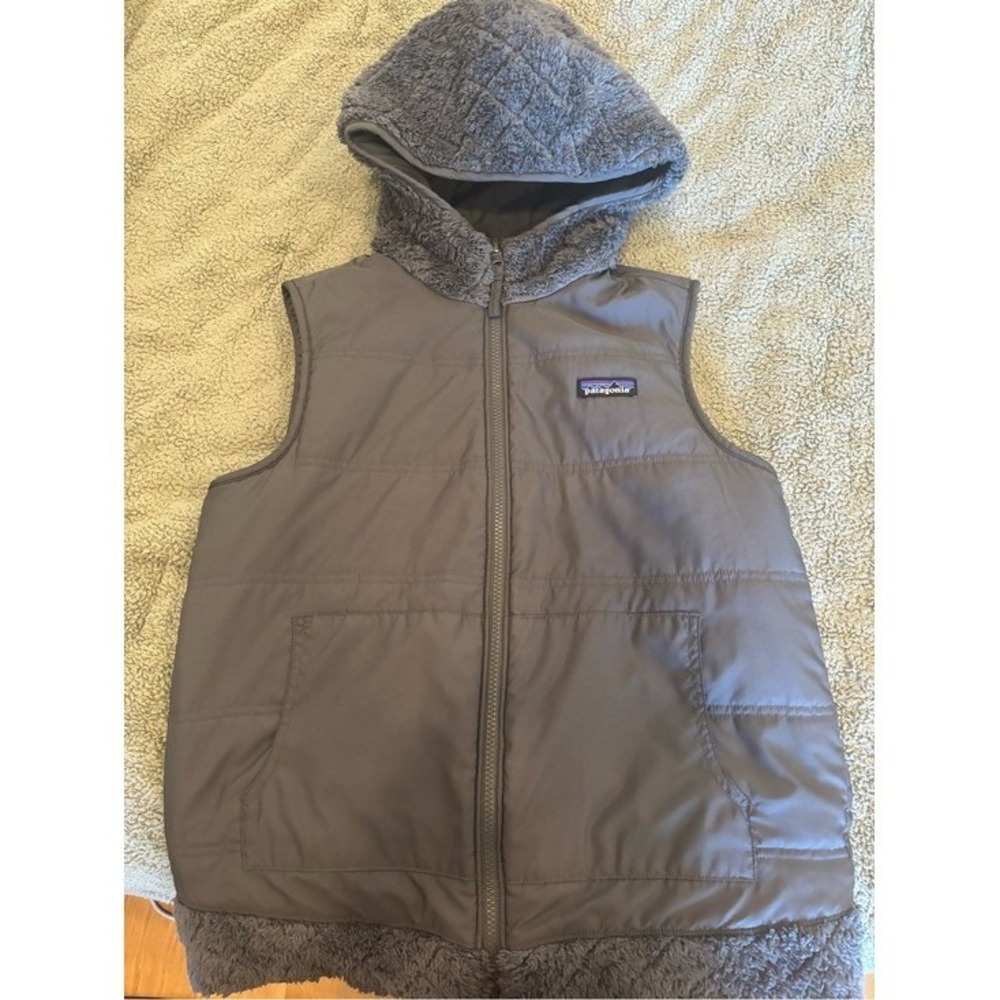 Patagonia Los Gatos Reversible Hooded Vest Grey Quilted Fleece Shell Womens